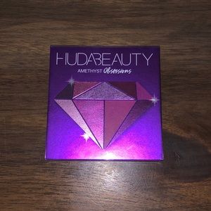 Huda Beauty Amethyst Obsessions Palette